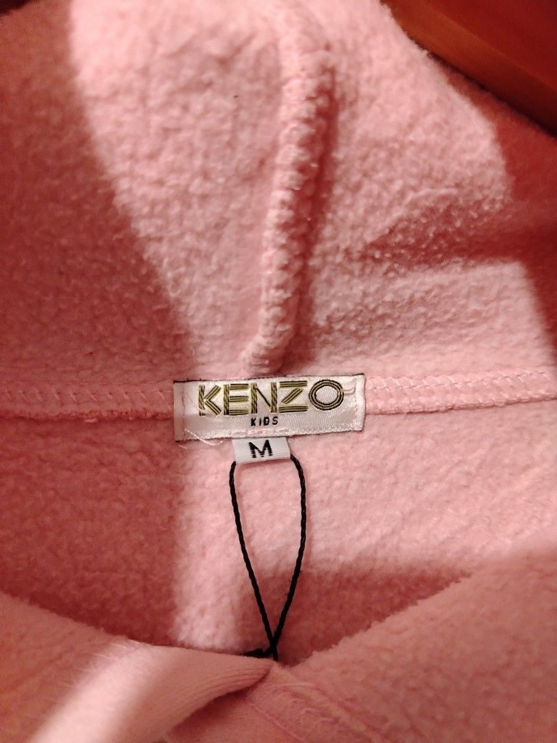 Keno Hoodie (Category: Coats, Jackets and Outerwear) located in Candijay. Submitted by 6312_streetwear (Listing ID 1466787630, Image 3). Description: 22x29.