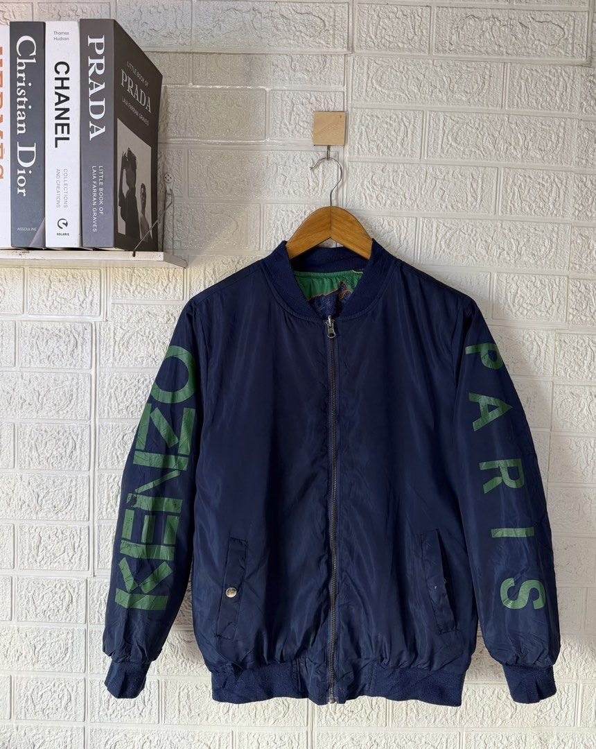KENZO PARIS REVERSIBLE BOMBER JACKET (Category: Luxury Apparel) located in Baguio. Submitted by kds_stuffs (Listing ID 1466797046, Image 1). Description: Mine: 650 📍K3NZ0 PAR1S reversible bomber jacket 😍 Size: S-M Dimension: 24.5L x 19.5W Color rate: 9/10 Issue: minimal paint chip sa design Excellent condition Need wash Gandara neto 💗.