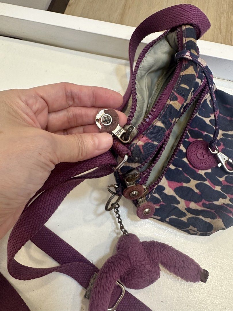 Kipling (Category: Sling Bags) located in Quezon City. Submitted by jenkho (Listing ID 1466827644, Image 3). Description: Kipling sling bag ( issue on cr design ) .