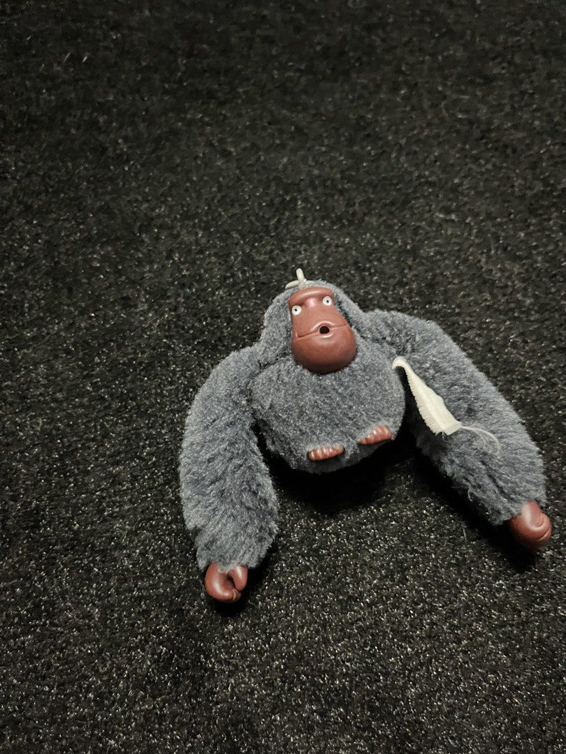 Kipling Monkey Keyring (Category: Other Accessories) located in Sungai Petani. Submitted by risnaathrifshop (Listing ID 1466964678, Image 3). Description: condition 9/10.