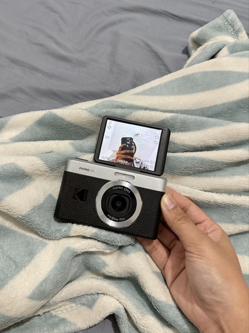 Kodak Pixpro C1 Digital Camera with Flip Screen (Category: Cameras) located in Davao. Submitted by mochalatte___ (Listing ID 1466954813, Image 2). Description: Selling my Kodak PIXPRO C1! 📸 Bought from an IG shop last month. Rarely used and in like-new condition! • Fully functional • Slim and compact design ⭐️ Full HD 1080p video recording ⭐️ Bright and vibrant Kodak colors Inclusions: • Original battery • Original charger • Memory card • Hard c