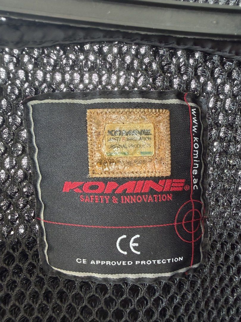 Komine Air Stream Motorcycle Riding Jacket CE Approved (Category: Coats, Jackets and Outerwear) located in Taguig. Submitted by JBT1968 (Listing ID 1466927014, Image 3). Description: - Authentic Komine mesh motorcycle jacket in a stylish Black, Grey, and Neon Yellow colorway - Equipped with CE-approved armor for top-notch safety on the road - Air stream ventilation design with 3D mesh shock absorption back padding to keep you cool in hot weather 