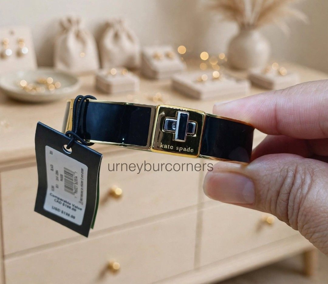 KS PHOBE ENAMEL TURNLOCK BANGLE - BLACK (Category: Bracelets) located in Imus. Submitted by urneyburcorners (Listing ID 1466840205, Image 3). Description: Width: 2.12"inches Length: 2.25" inches Weight: 52.37grams Stainless steel, enamel, cubic zirconia Turnlock, plated metal, gold, polished Bought from USA outlet, brand new, 100% original..