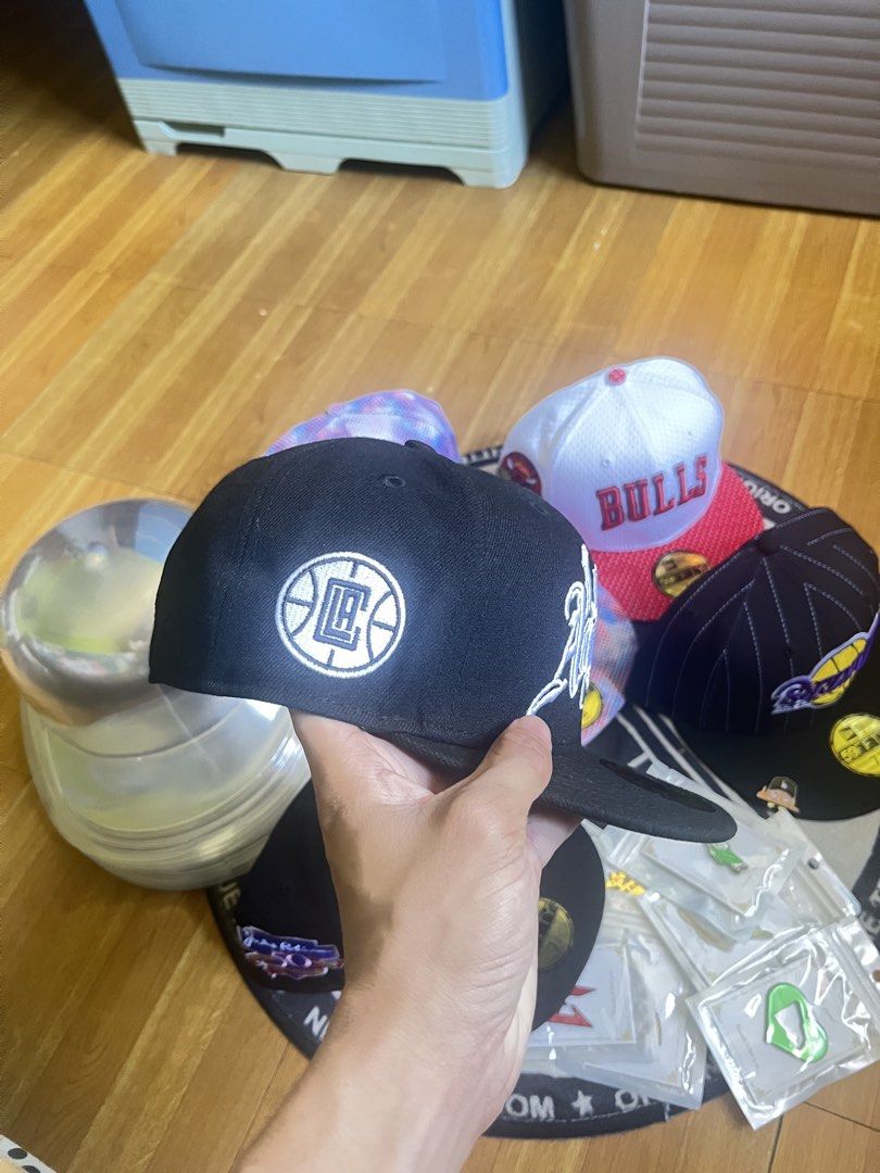 LA Clippers 7 1/4 (Category: Caps & Hats) located in Muntinlupa City. Submitted by openyoear.700 (Listing ID 1466791233, Image 2). Description: Selling my preloved new era size 7 1/4 No issues 9.8/10 condition ₱950 only dm thanks.