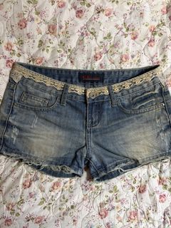 (Category: ) located in . Submitted by herellas0504 (Listing ID 1466903012, Image 1). Description: .