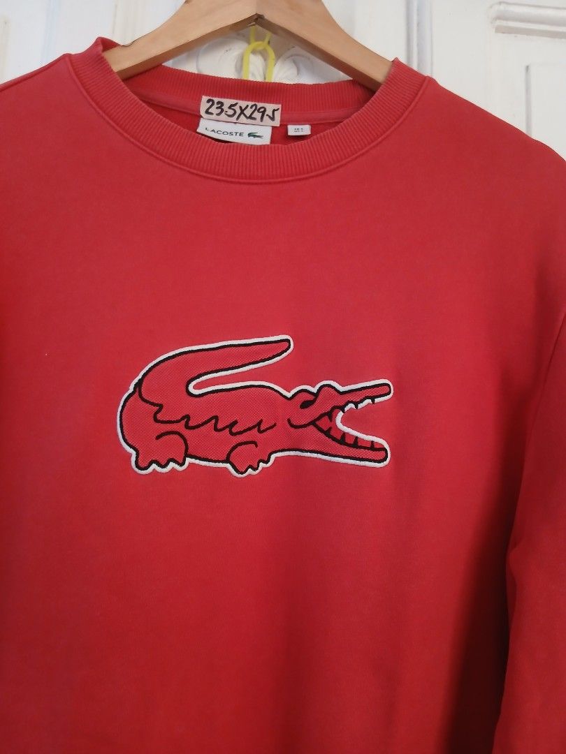Lacoste Big Logo Sweatshirt (Category: Coats, Jackets and Outerwear) located in Tarlac. Submitted by the.original.fit (Listing ID 1466811930, Image 3). Description: .