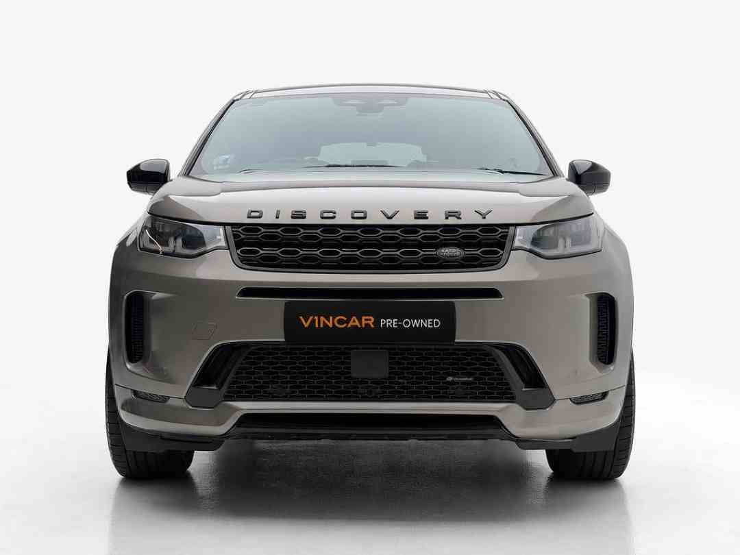 Land Rover Discovery Sport Mild Hybrid 2.0 R Dynamic SE 7-Seater (A) (Category: Used Cars) located in Singapore. Submitted by vincar_pre-owned (Listing ID 1466953214, Image 1). Description: 7 seating layout offering flexible space for families or groups, while the elevated ride height and rugged Land Rover design cues give it both presence and capability. Upscale finishes, a modern infotainment suite, and comfortable amenities, making it ideal fo
