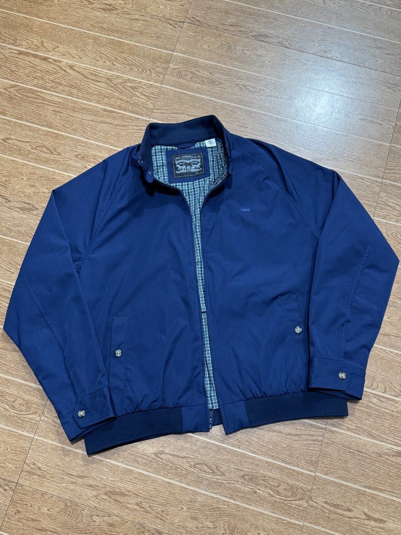 levis backer harrington jacket (Category: Coats, Jackets and Outerwear) located in Taguig. Submitted by marckusz-986e (Listing ID 1466807359, Image 1). Description: Levis backer harrington Jacket size large 26 width 27 lenght no issue brandnew condition taguig loc 📩📩📩.