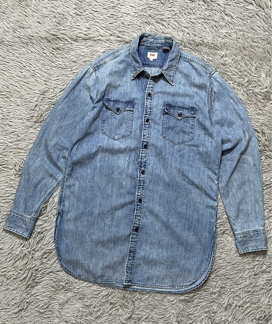Levi’s Longsleeve Denim Dress (Category: Dresses) located in Dipolog. Submitted by krstnagnis98 (Listing ID 1466866025, Image 3). Description: Levi’s Western Denim Dress Like New Medium-Large No any issues Authentic Mine 670 Dm. 💌.