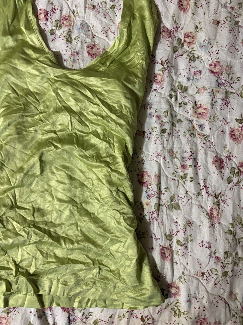 Lime Green Satin Halter Top (Category: Sleeveless) located in Muntinlupa City. Submitted by herellas0504 (Listing ID 1466901526, Image 3). Description: Lime Green Satin Halter Top Mine: 250 | Lock: 350 ———————————— size: small-med has very small stain (not noticeable) removable, need wash only pretty sm!.