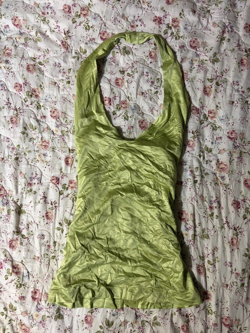 Lime Green Satin Halter Top (Category: Sleeveless) located in Muntinlupa City. Submitted by herellas0504 (Listing ID 1466901526, Image 1). Description: Lime Green Satin Halter Top Mine: 250 | Lock: 350 ———————————— size: small-med has very small stain (not noticeable) removable, need wash only pretty sm!.