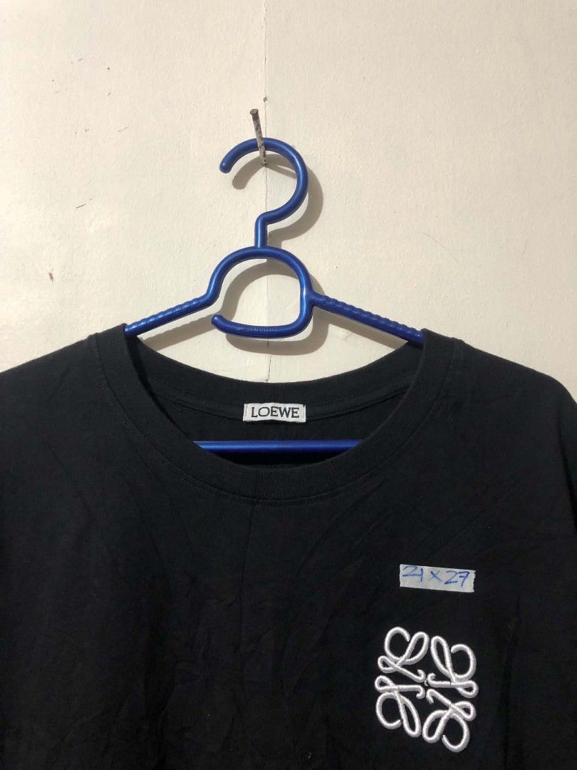 LOEWE Anagram Shirt (Category: Tshirts & Polo Shirts ) located in Pasig City. Submitted by geloangelo17550 (Listing ID 1466962547, Image 3). Description: Excellent condition 9/10 color rate Size Medium Issue cut washtag.