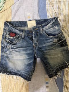 (Category: ) located in . Submitted by royalmoon_17e9ea (Listing ID 1466893761, Image 1). Description: .