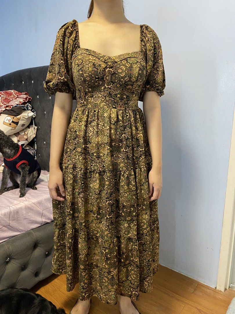 Long Dress (Category: Dresses) located in Manila. Submitted by geljeon_07 (Listing ID 1466788693, Image 1). Description: .