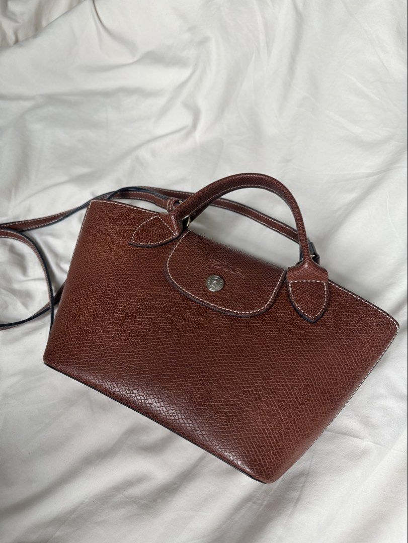 Longchamp Brown Shoulder Bag (Category: Shoulder Bags) located in Davao. Submitted by charmisokay (Listing ID 1465939260, Image 2). Description: Bought for 2k+ in Vietnam No inclusions.