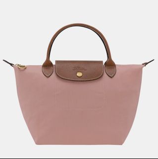 (Category: ) located in . Submitted by Sluxuries (Listing ID 1466854355, Image 1). Description: .