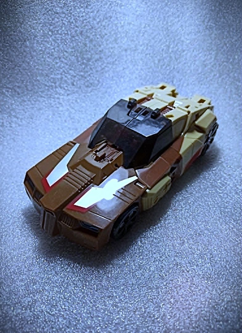 Loose Upsized CHROMEDOME Weijiang Oversized Autobot Transformers (Category: Kids Toys) located in Pasay City. Submitted by Chariselyn (Listing ID 1466950877, Image 1). Description: Loose Upsized CHROMEDOME (350+sf) Weijiang Oversized Autobot Transformers Series: Weijiang Knock-offs, 2019 Scale: 8 inches Stock: 1 Condition: 10/10 Issues: 0 Accessories: complete, no manual Mode of Payment: GCash or through your rider Shipping options: Payment first