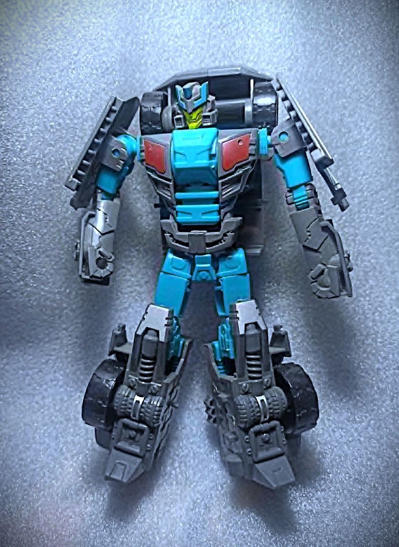 Loose Upsized OFFROAD Weijiang Oversized Autobot Transformers (Category: Kids Toys) located in Pasay City. Submitted by Chariselyn (Listing ID 1466950194, Image 3). Description: Loose Upsized OFFROAD (350+sf) Weijiang Oversized Autobot Transformers Series: Weijiang Knock-offs, 2019 Scale: 8 inches Stock: 1 Condition: 10/10 Issues: 0 Accessories: no weapon, no manual Mode of Payment: GCash or through your rider Shipping options: Payment first befo