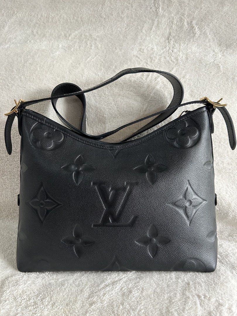 Louis Vuitton Carry All (Category: Luxury Bags & Wallets) located in Baguio. Submitted by previouslymine.10 (Listing ID 1466855473, Image 3). Description: - in very good condition - no flaws, no signs of wear and tear - with pouch and dust bag.