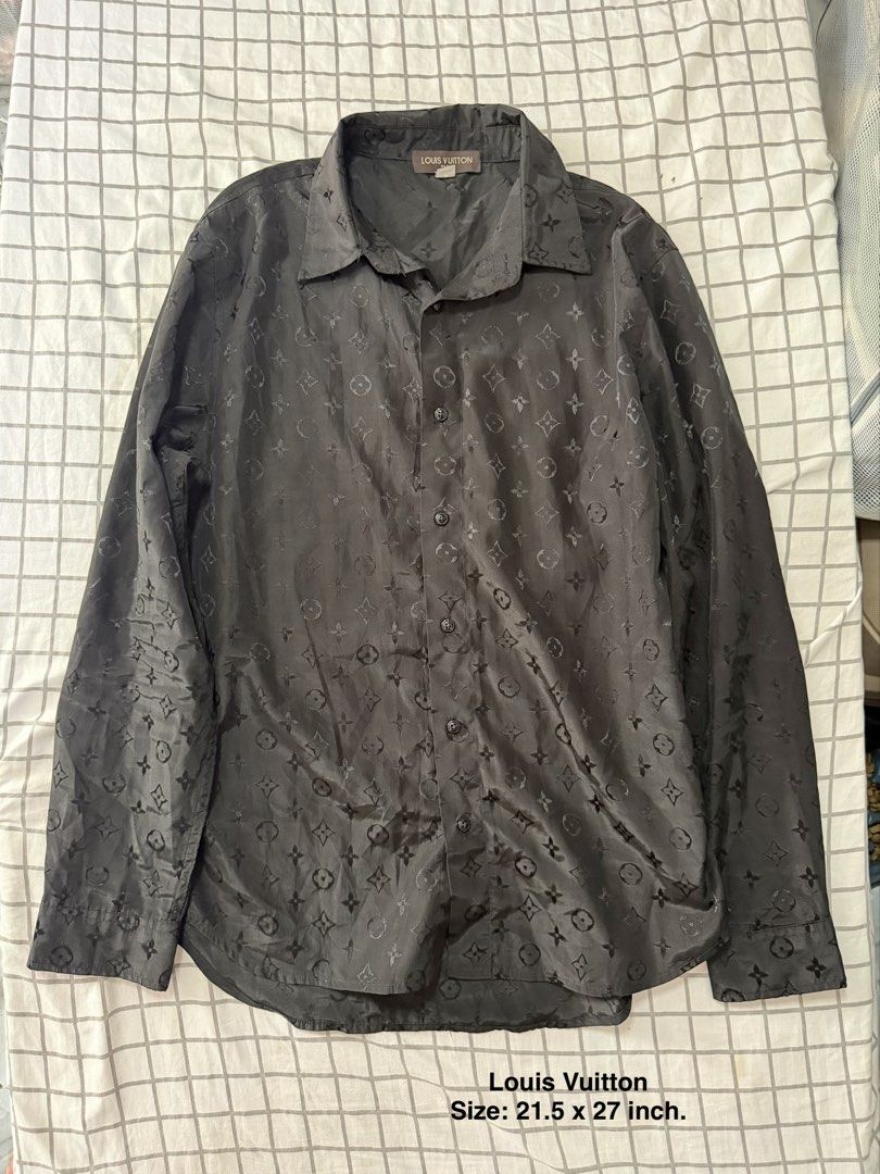 Louis Vuitton Mini Monogram silk evening shirt (Category: Formal Shirts) located in Quezon City. Submitted by pinkyswearshop (Listing ID 1466819737, Image 1). Description: .