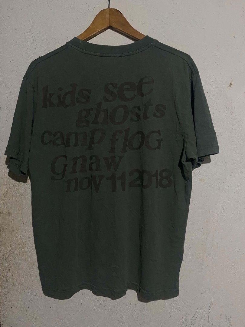 Lucky me I see ghosts tee (Category: Tshirts & Polo Shirts ) located in Calape. Submitted by ajgarments (Listing ID 1466927761, Image 2). Description: lucky me I see ghosts tee excellent condition no issues dimes:21x26.5.