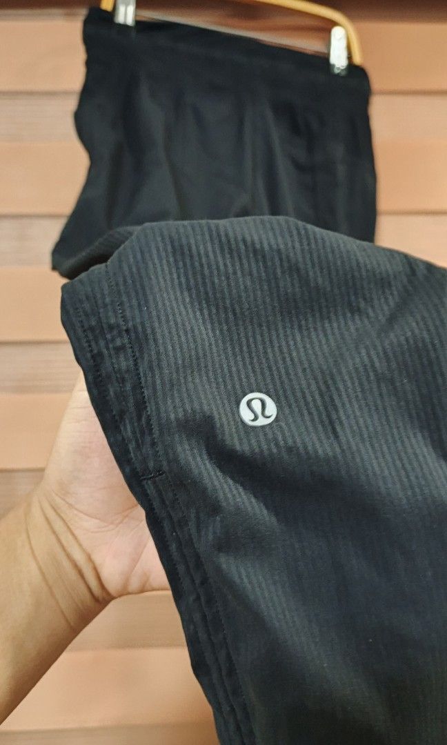 Lululemon Dance Studio Mid-Rise Crop Pants (Category: Activewear) located in Cabuyao City. Submitted by dthrifts (Listing ID 1466840215, Image 2). Description: 26-28 W 35 L Dot 2 Authentic Brand New Condition.