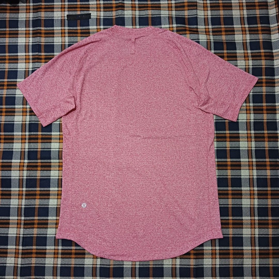 Lululemon drysense training shirt small (Category: Tshirts & Polo Shirts ) located in Cebu City. Submitted by bsidethrift (Listing ID 1466923226, Image 2). Description: orig 💯 small 18x27 excellent condition cut necktag.
