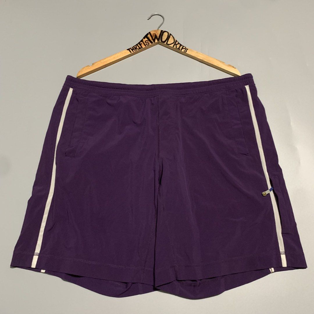 LULULEMON MEN PACE BREAKER SHORTS (Category: Shorts) located in Manila. Submitted by thriftstwodrips (Listing ID 1466965296, Image 1). Description: Authentic With inner cycling and drawstring Working zipper smoothly Faded size dot Actual dimes Waistline 40-45 Length 19 For big boys Color rate 9.8/10 Excellent condition No issue.