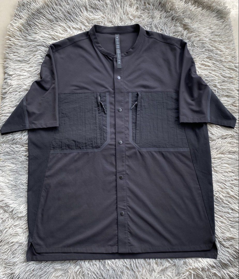 Lululemon shirt (Category: Tshirts & Polo Shirts ) located in Malaybalay. Submitted by marjurielo67547 (Listing ID 1466857389, Image 1). Description: .