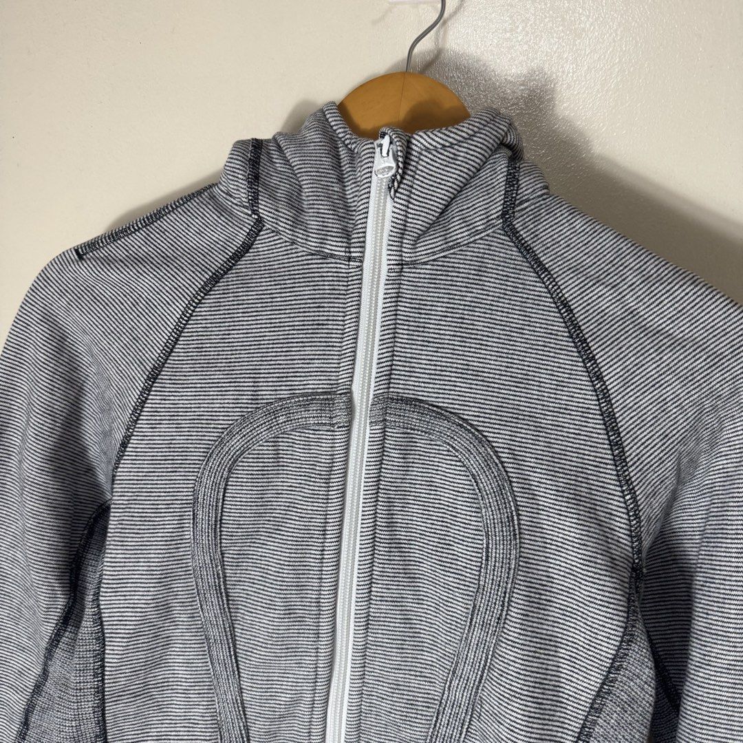 Lululemon Zip Hoodie (Category: Coats, Jackets and Outerwear) located in Davao. Submitted by cmbs141022 (Listing ID 1466969293, Image 2). Description: Lululemon Zip Hoodie Size Small Dimension: L 23" , W 15" Condition: 9/10 very good 650 plus shipping fee.