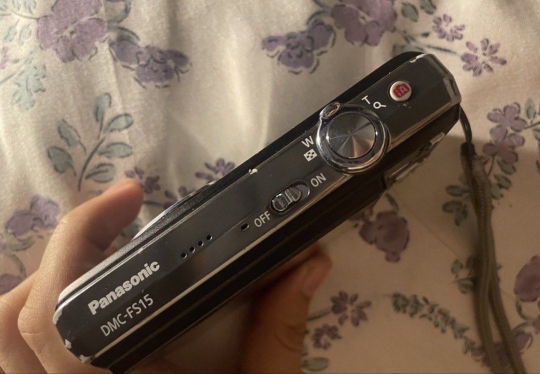Lumix Panasonic DMC-FS15 (Category: Cameras) located in Rizal. Submitted by itshobiee (Listing ID 1466857193, Image 3). Description: - search n’yo na lang sa google for more info abt this cam hehehe * NO ISSUE ❗️ * *outputs:** 10/10 good for sunset shots * *body cosmetics:** 10/10 clean black * *Inclusions:** * unit * battery * sd card * pouch * charger * freebies sticker modes of payment: _GO TYME / Gcash / MARI BANK _modes of delivery: _J&T **R