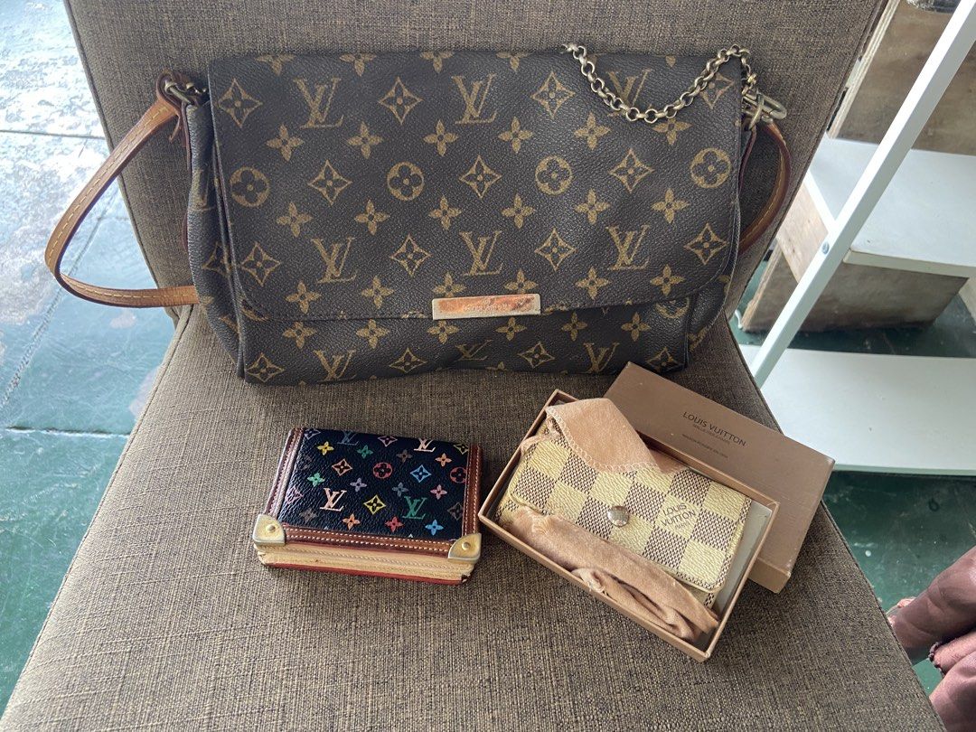 LV bundle (as is) (Category: Shoulder Bags) located in Taguig. Submitted by cesskieaah (Listing ID 1466939977, Image 1). Description: .