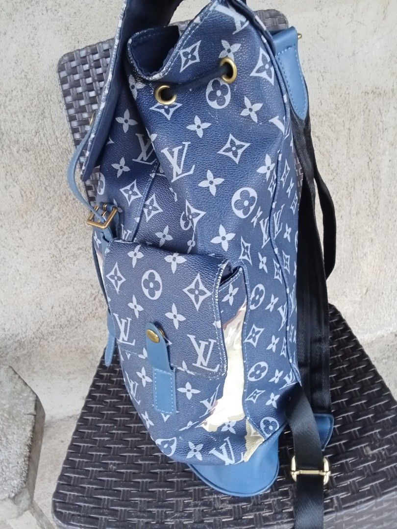 LV TRAVEL BAG XL (Category: Backpacks) located in Vinzons. Submitted by gracecollectionsph09 (Listing ID 1466914074, Image 3). Description: GOOD CONDITION SIGN OF USE MERON PAYMENT FIRST BICOL LOCATION.