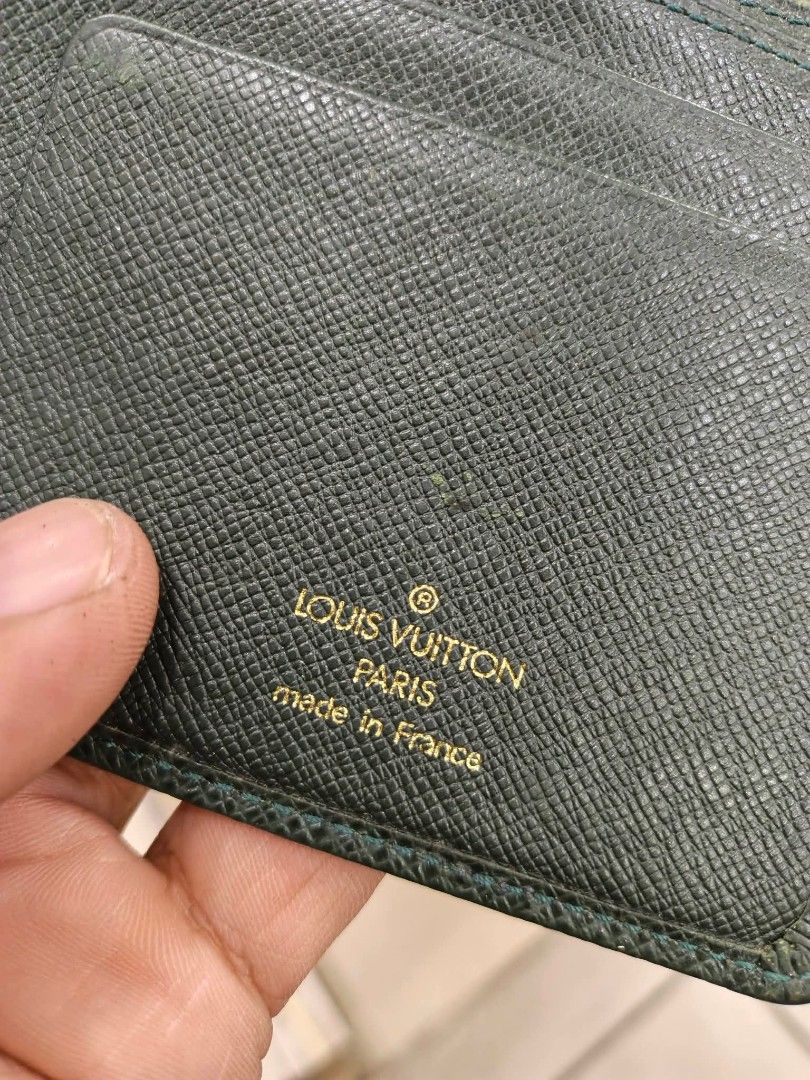 Lv Wallet (Category: Luxury Bags & Wallets) located in Bacolod City. Submitted by johnthrift (Listing ID 1466792809, Image 3). Description: Lv Wallet Orig In good condition Dm me if youre interested💌.