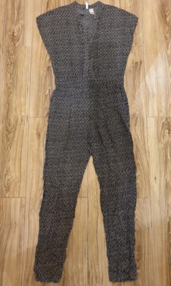 Mango Jumpsuit Soft Fabric (Category: Jumpsuits) located in Manila. Submitted by silentphoenix.799537 (Listing ID 1466823005, Image 3). Description: .