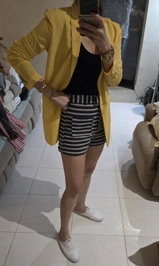 Mango Yellow Blazer (Category: Coats, Jackets and Outerwear) located in Manila. Submitted by silentphoenix.799537 (Listing ID 1466818604, Image 2). Description: .
