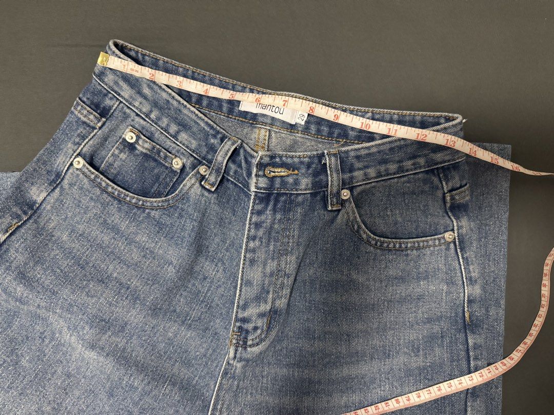 Mantou Denim Pants (Category: Jeans) located in Manila. Submitted by magnifiqueshoppe (Listing ID 1466970666, Image 3). Description: Mantou Pants Rfs: decluterring.