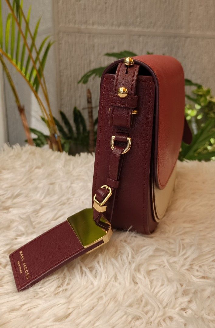 Marc jacobs (Category: Cross-body Bags) located in Rizal. Submitted by astrid20 (Listing ID 1466831584, Image 3). Description: authentic from US used less than 5x excellent condition 4900+sf layaway ok.