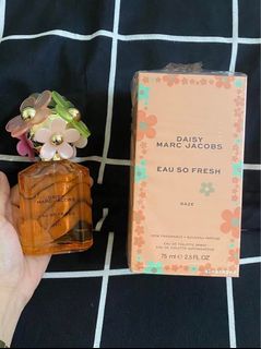 (Category: ) located in . Submitted by luxuryfragrances (Listing ID 1466963975, Image 1). Description: .