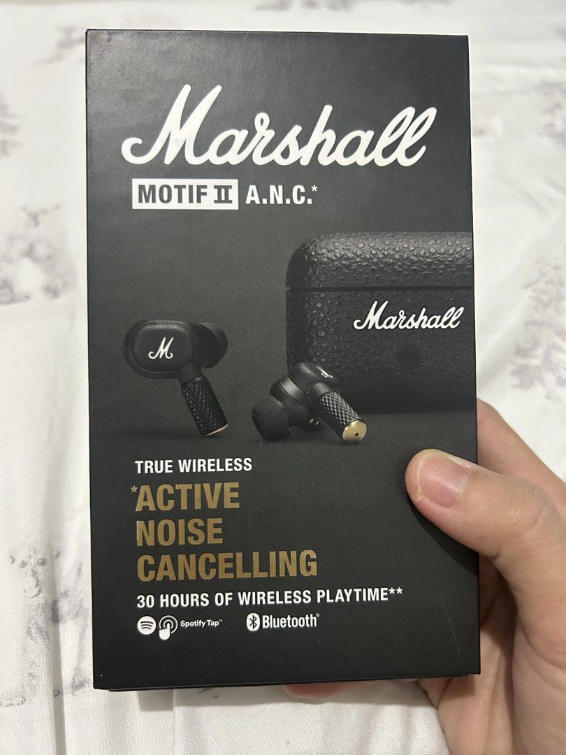 Marshall Motif ll A.N.C (Category: Headphones & Headsets) located in Cagayan de Oro. Submitted by neynuuh (Listing ID 1466871202, Image 2). Description: Original price is 14,490. The problem is the right ear bud does not function. It can still be fixed at Marshall service centers. .