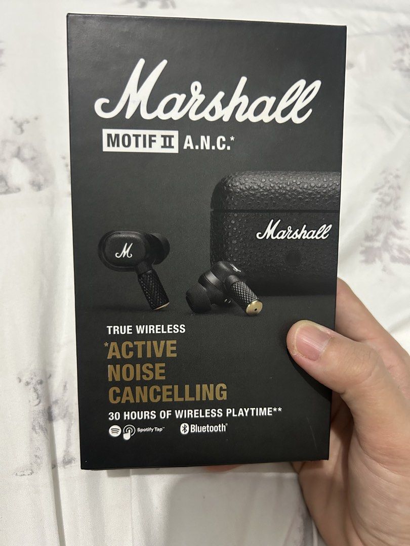 Marshall Motif ll A.N.C (Category: Headphones & Headsets) located in Cagayan de Oro. Submitted by neynuuh (Listing ID 1466871202, Image 1). Description: Original price is 14,490. The problem is the right ear bud does not function. It can still be fixed at Marshall service centers. .