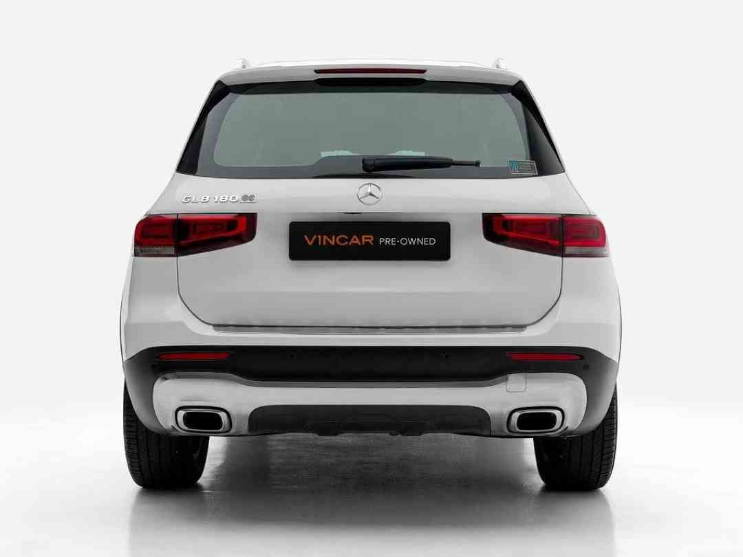 Mercedes-Benz GLB-Class GLB180 Progressive 7-Seater (A) (Category: Used Cars) located in Singapore. Submitted by vincar_pre-owned (Listing ID 1466818681, Image 3). Description: 1 Owner unit. A sleek and practical premium SUV with a spacious cabin, elevated driving position and flexible 7-seat configuration. Smooth and efficient performance. A strong choice for buyers looking for a luxury SUV that is both family-friendly and easy to drive. Contact