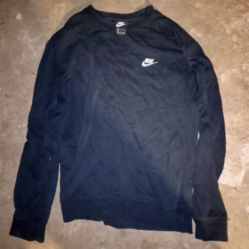 Nike long sleeve (Category: Sets & Coordinates) located in Surigao. Submitted by michaelcarloz (Listing ID 1466802146, Image 2). Description: .