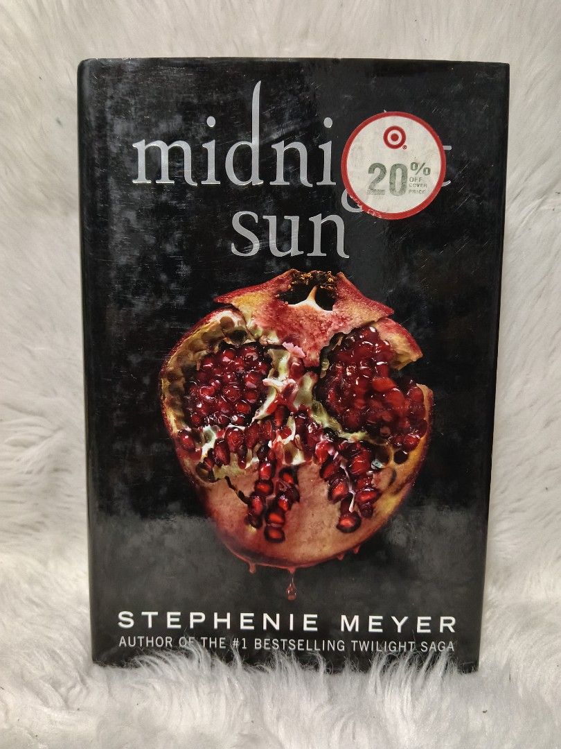 Midnight Sun by Stephenie Meyer (Hardcover Preloved) (Category: Storybooks) located in Luna. Submitted by bookmine (Listing ID 1466926939, Image 1). Description: .