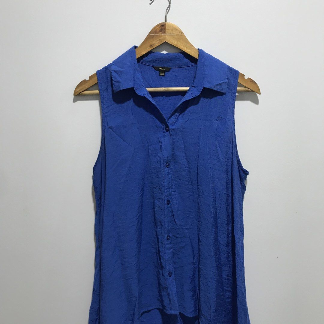 MILANO Blue Button Down Sleeveless | Blouse (Category: Blouses) located in Cavite. Submitted by tanya.valentin (Listing ID 1466890129, Image 1). Description: - 23x31.