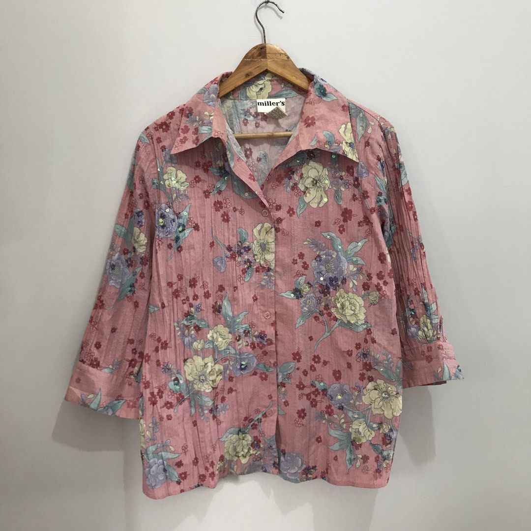 MILLER’S Vintage Floral Button Down Polo (Category: Blouses) located in Cavite. Submitted by tanya.valentin (Listing ID 1466830817, Image 2). Description: - 21x26.