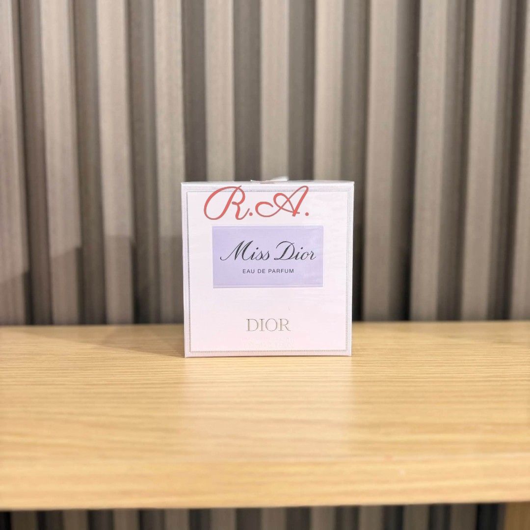 Miss Dior Eau de Parfum (Category: Fragrance & Deodorants) located in Manila. Submitted by rhona30antiquera (Listing ID 1466875652, Image 1). Description: WOMEN'S PERFUMES AND SET Original/new On hand and ready to ship nationwide DM us for inquries and order 📩📩📩.