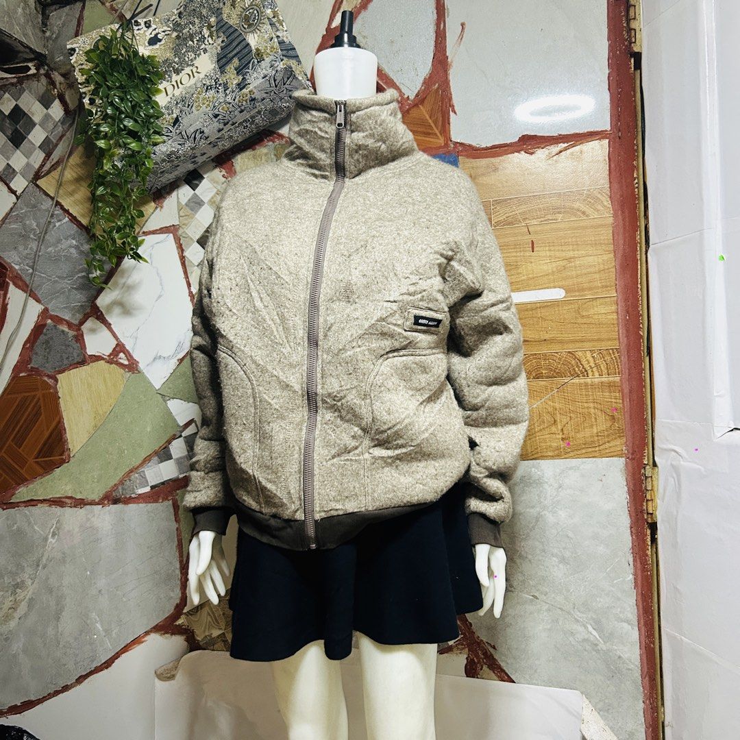 Miu miu jacket (Category: Luxury Apparel) located in Baguio. Submitted by kckc_luxury (Listing ID 1466908057, Image 2). Description: 🌸 TINY PINK SPOTS ARE LENS DAMAGE, NOT CLOTH STAINS ————————— ❗️KINDLY READ BEFORE MAKING AN OFFER❗️ LISTING DETAILS size:Large width x length (inches):25x27 condition: EXCELLENT --- MOP: Gcash / BPI MOD: J&T / JRS LOCATION: Baguio City --- NOTE: • Manage your expectations • Photos did not go under any edit but col