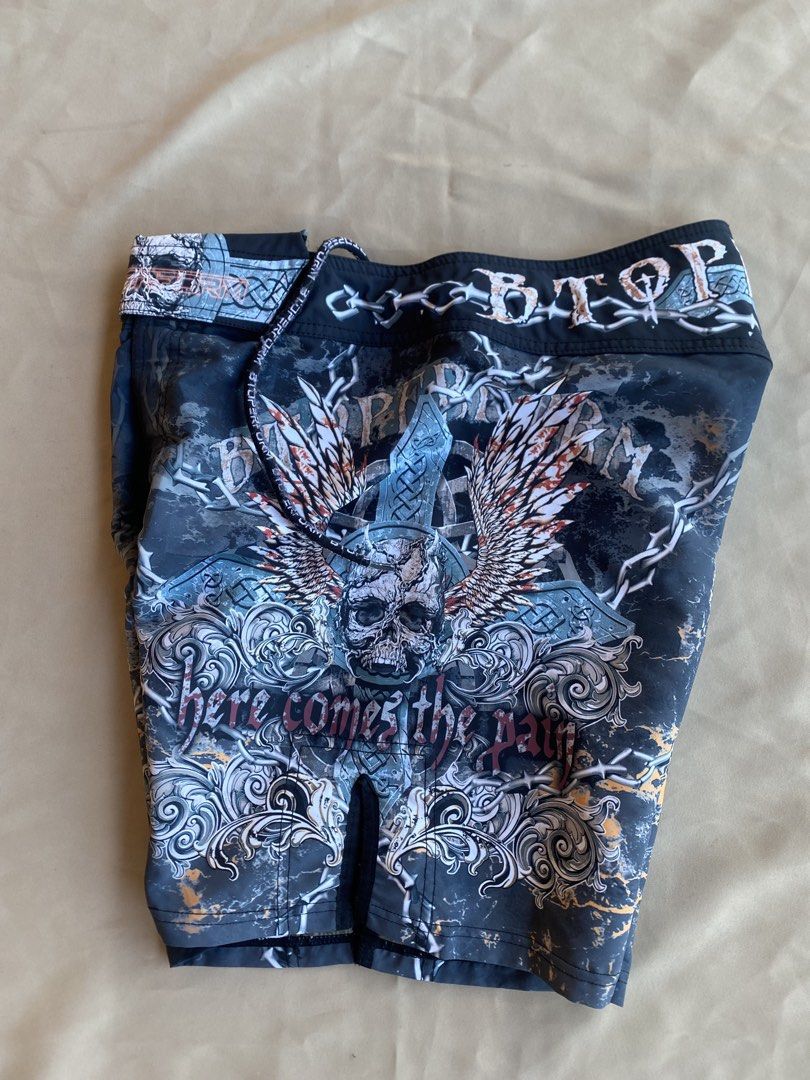 Mix Martial Arts Short Skull BTOPerform (Category: Shorts) located in Manila. Submitted by online_selector (Listing ID 1466774812, Image 2). Description: Negotiable .