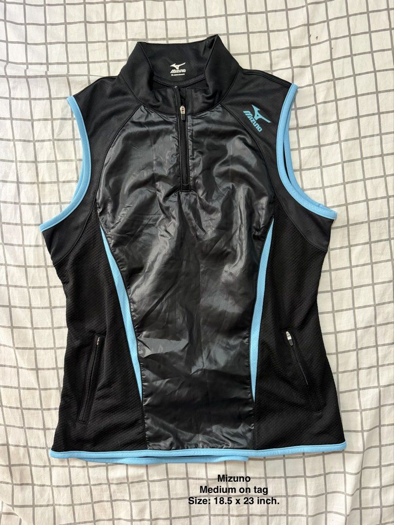 Mizuno half-zip windproof running vest (Category: Activewear) located in Quezon City. Submitted by pinkystrends.co (Listing ID 1466854394, Image 1). Description: .